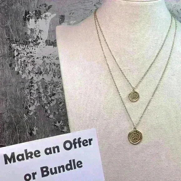 Vintage Gold 2 Strand Necklace with Gold Madeline Pendants - Picture 4 of 4